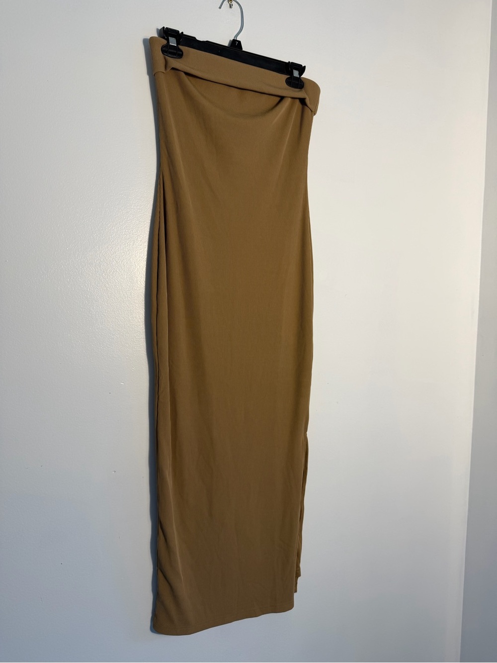 NWT Women’s Camel Maxi Dress Sleek Straight Silhouette